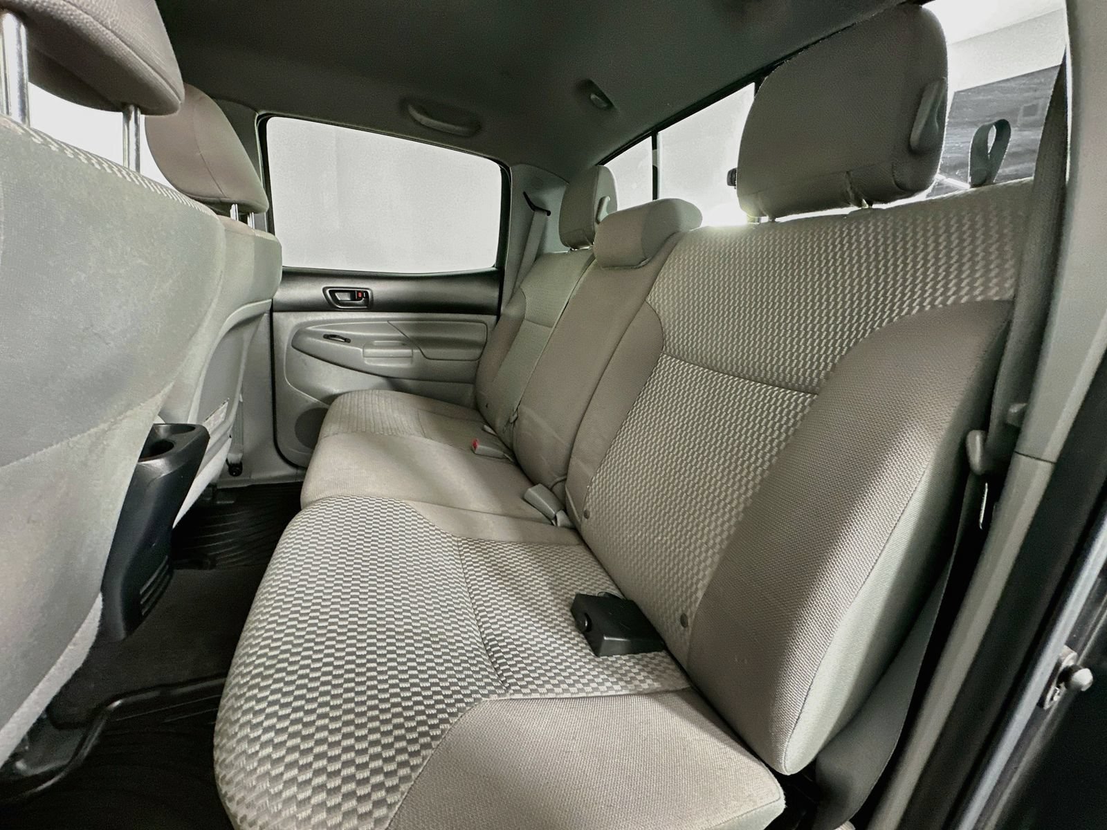 Used 2014 Toyota Tacoma PreRunner w/ SR5 Package RWD image 23