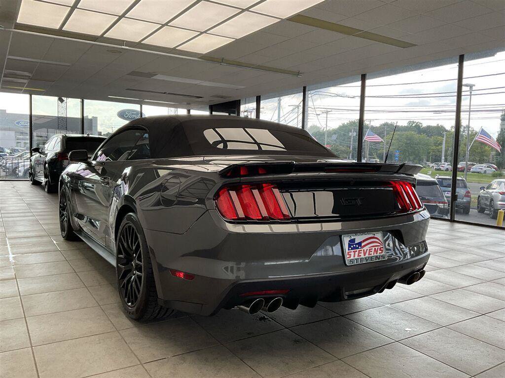 Used 2017 Ford Mustang GT Premium w/ GT Performance Package RWD image 7