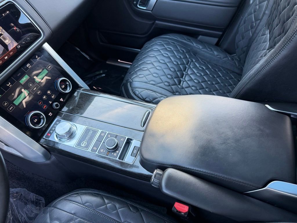 Used 2021 Land Rover Range Rover SV Autobiography Dynamic image 25
