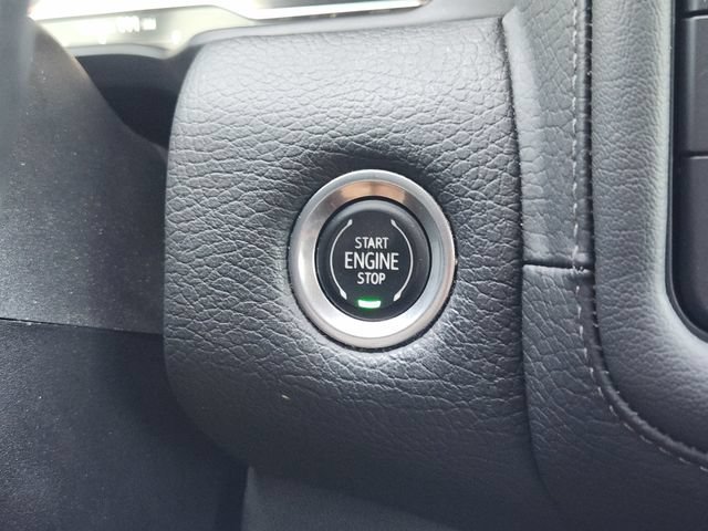 Used 2022 GMC Yukon Denali w/ Denali Premium Package AWD/4WD image 22