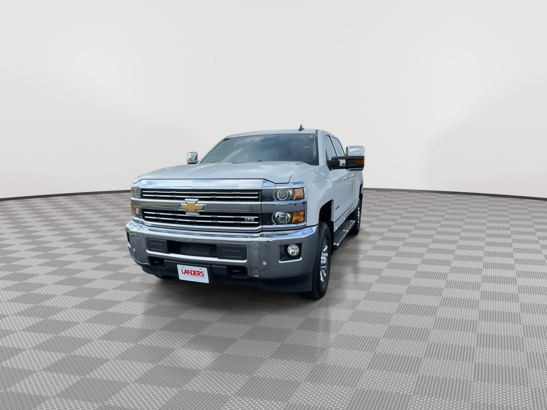 Used 2015 Chevrolet Silverado 3500 LTZ w/ Duramax Plus Package AWD/4WD image 4