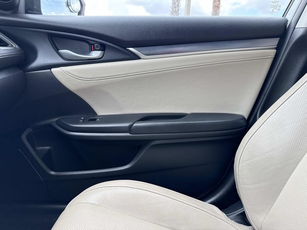 Used 2017 Honda Civic EX-L image 28
