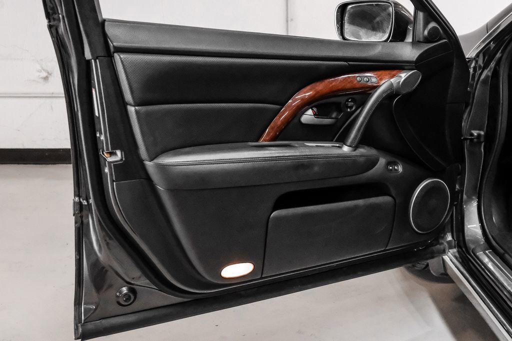 Used 2010 Acura RL image 39