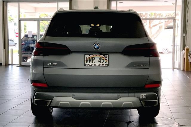 Used 2024 BMW X5 xDrive40i AWD/4WD image 4
