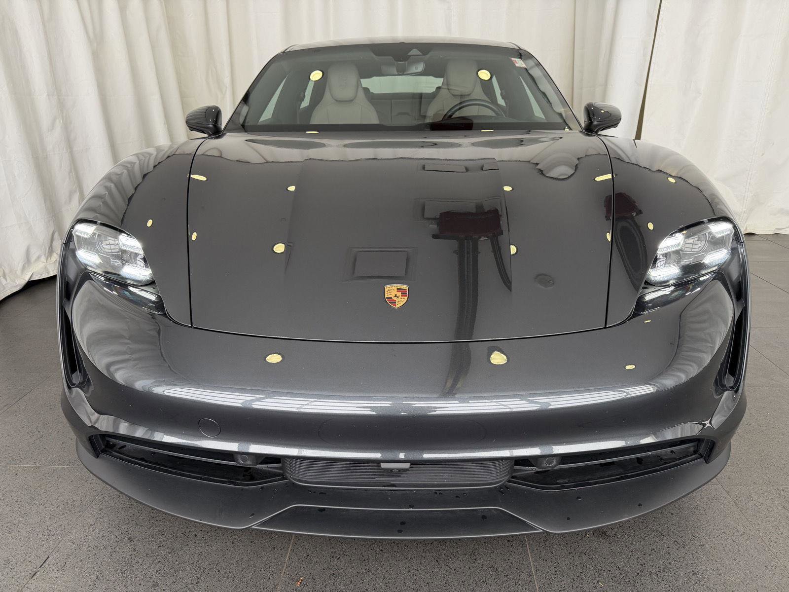 Used 2021 Porsche Taycan 4S image 6