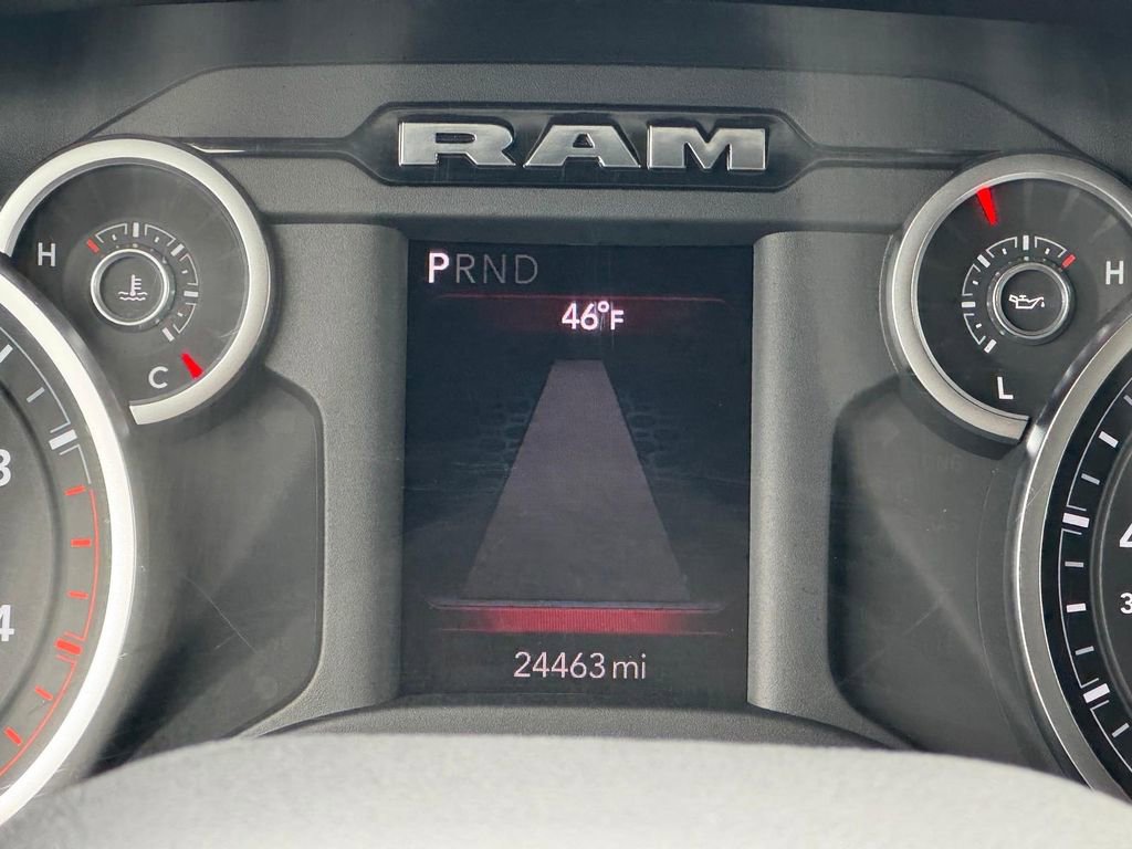 Used 2025 RAM 2500 Big Horn AWD/4WD image 15