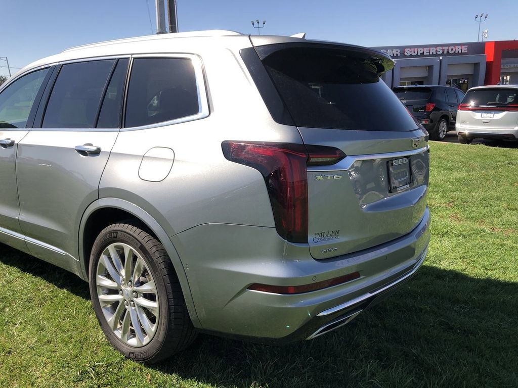 Used 2023 Cadillac XT6 Premium Luxury w/ Technology Package AWD/4WD image 4