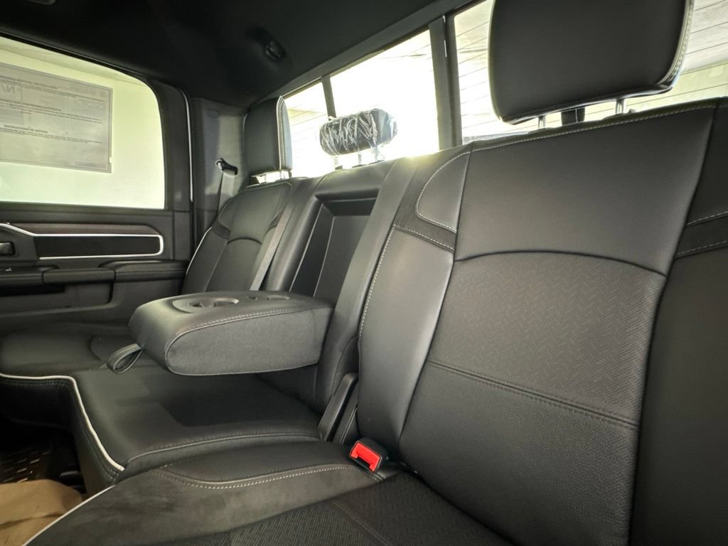 New 2027 RAM 5500 4x4 Crew Cab w/ Laramie Trim Package image 33