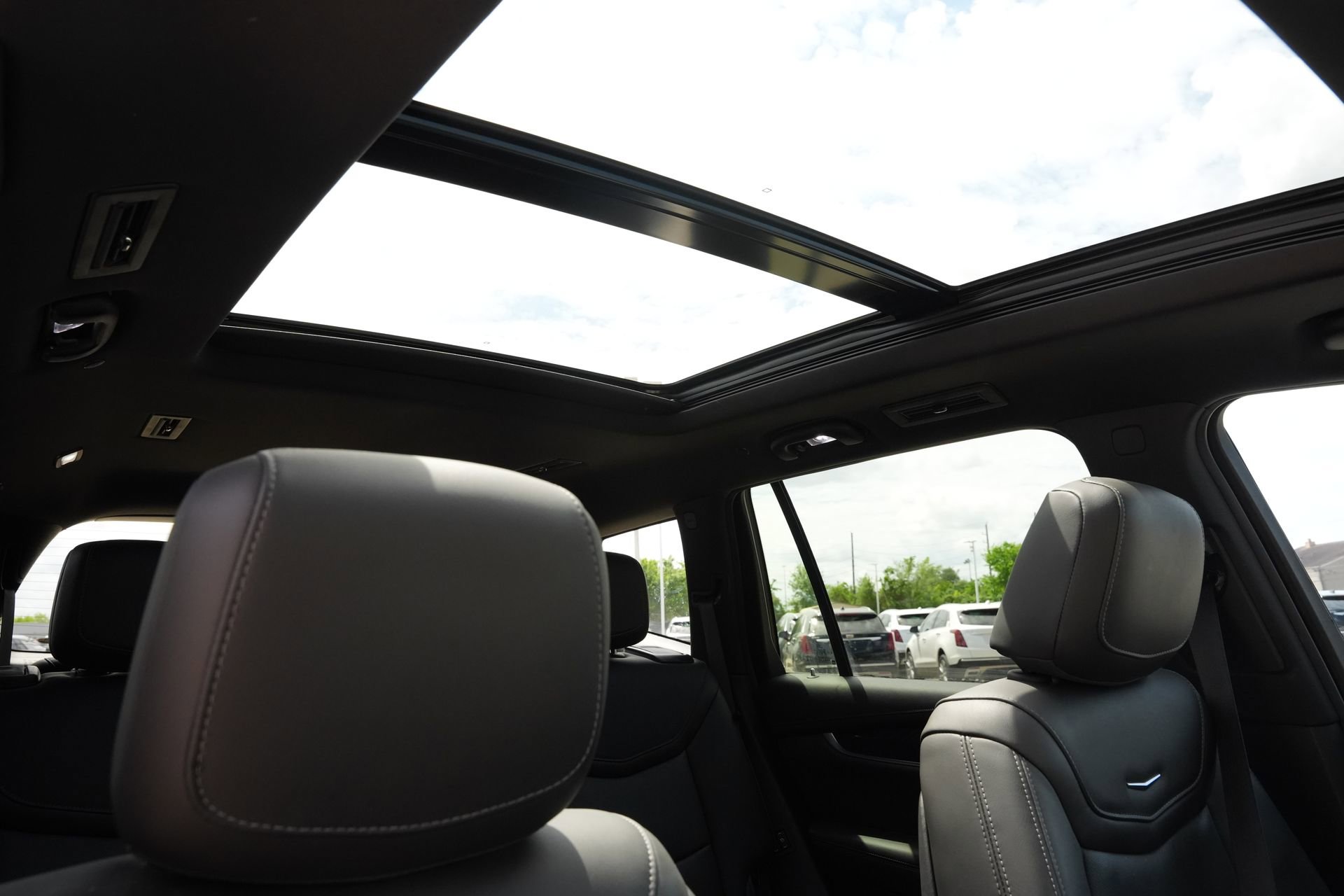 Certified 2024 Cadillac XT6 Premium Luxury FWD image 27
