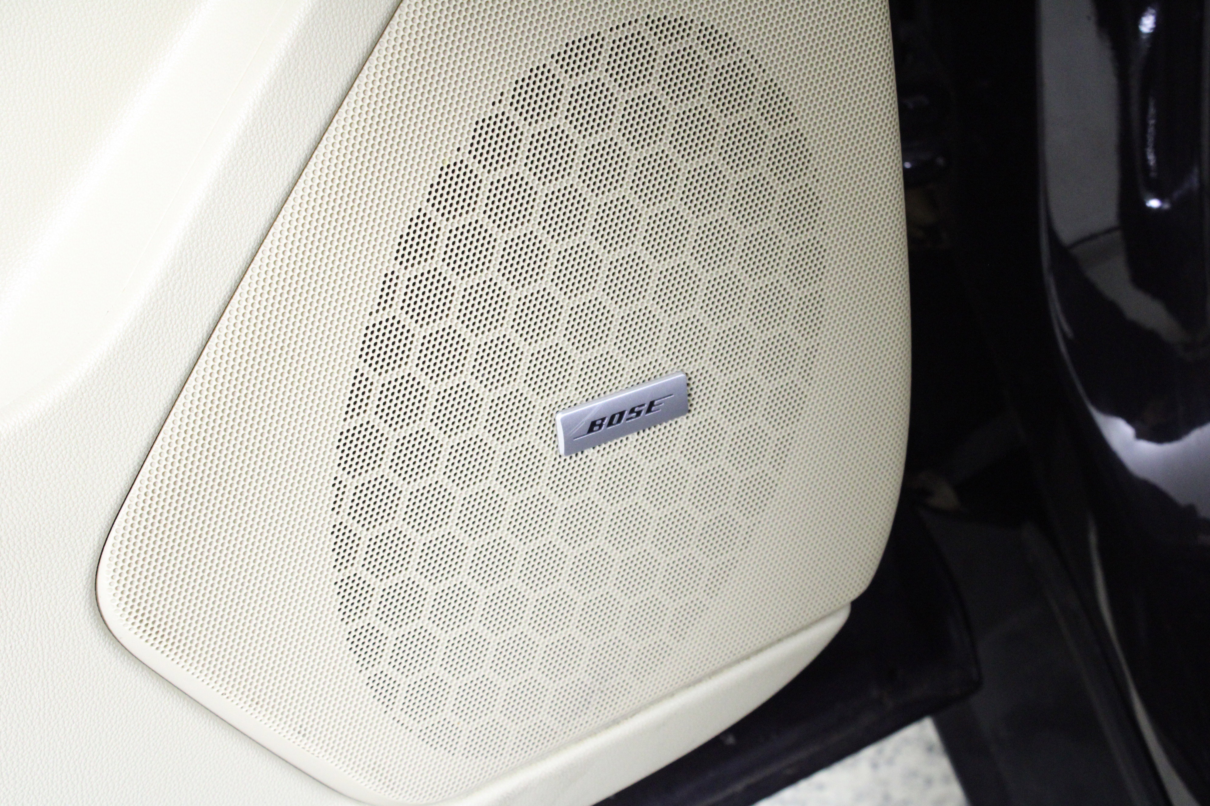 Used 2018 Cadillac XT5 Luxury w/ Driver Awareness Package image 21