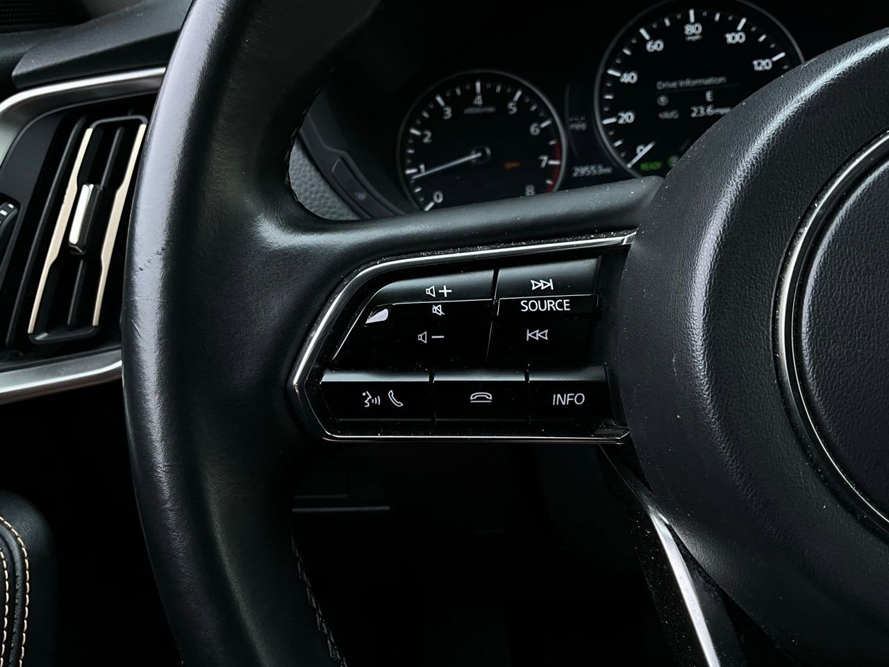 Used 2025 MAZDA CX-70 3.3 Turbo w/ Preferred Package image 37