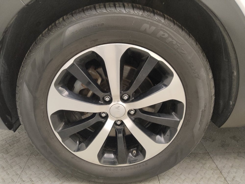 Used 2018 Kia Sorento EX image 31