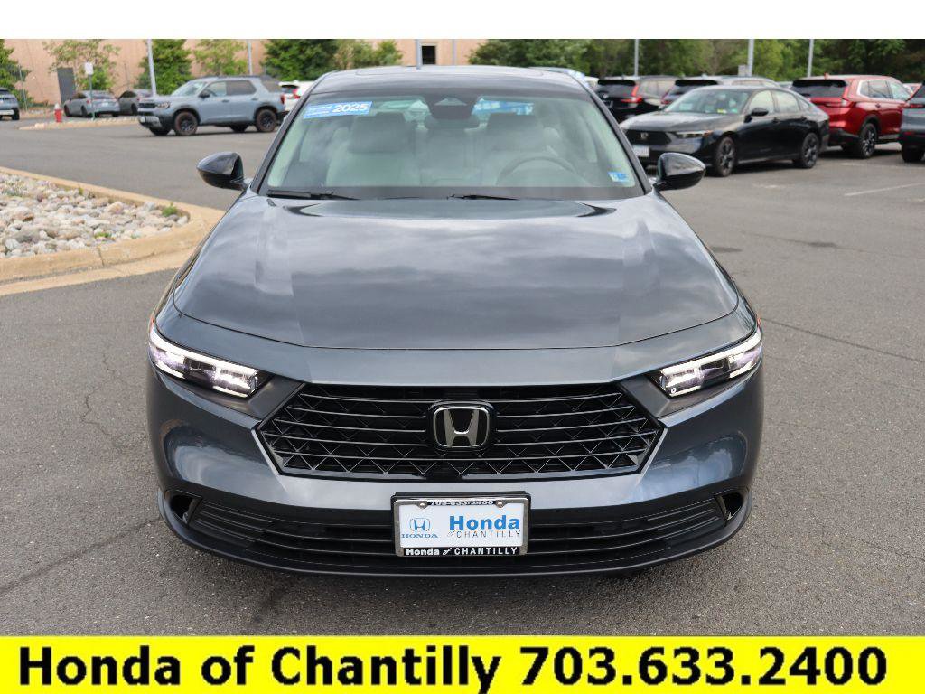 Certified 2025 Honda Accord SE image 2