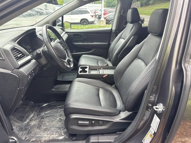 Used 2024 Honda Odyssey EX-L image 3