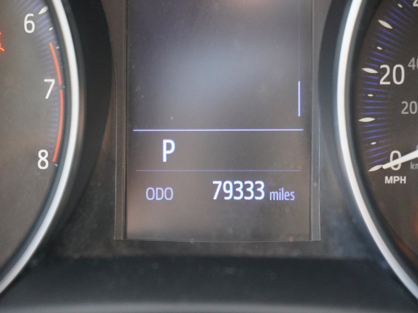 Used 2020 Toyota C-HR XLE FWD image 22