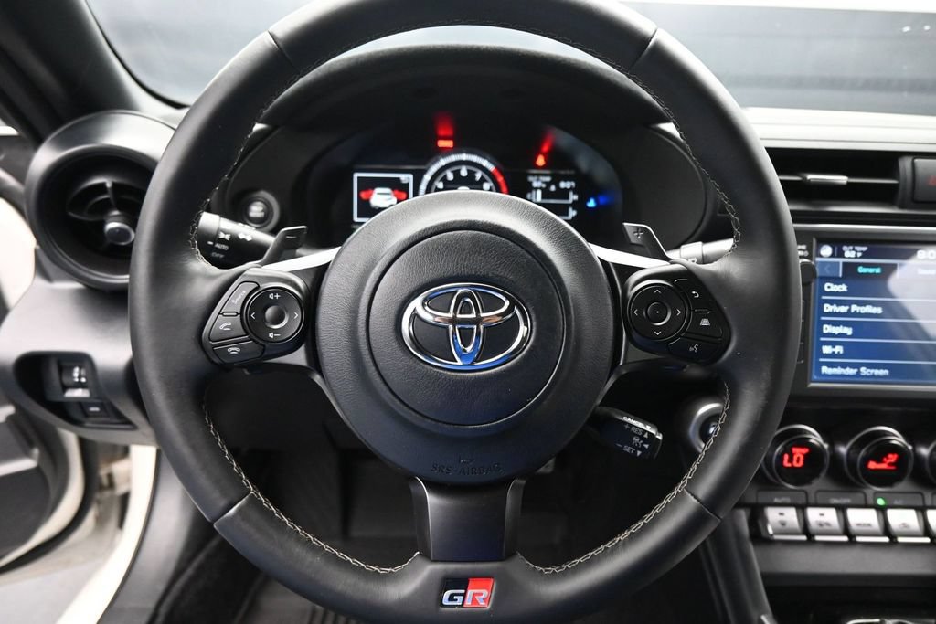 Used 2024 Toyota GR86 Premium RWD image 15