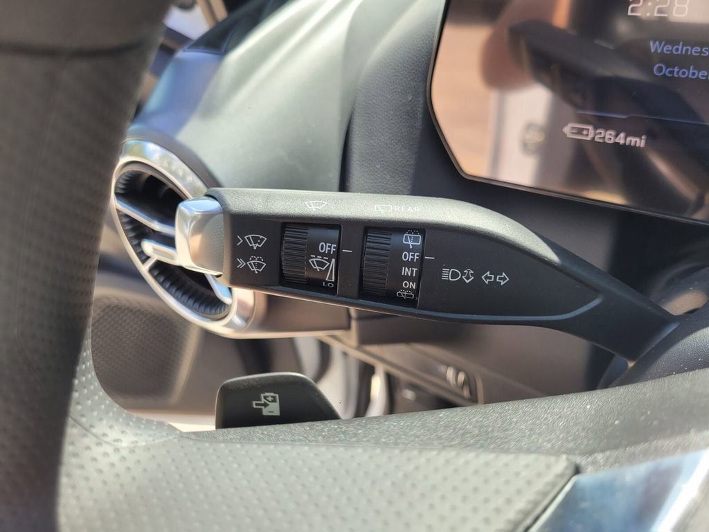 New 2026 Chevrolet Equinox EV LT FWD image 37