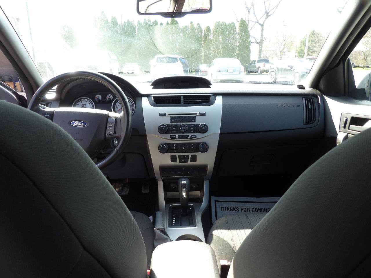 Used 2010 Ford Focus SE image 9