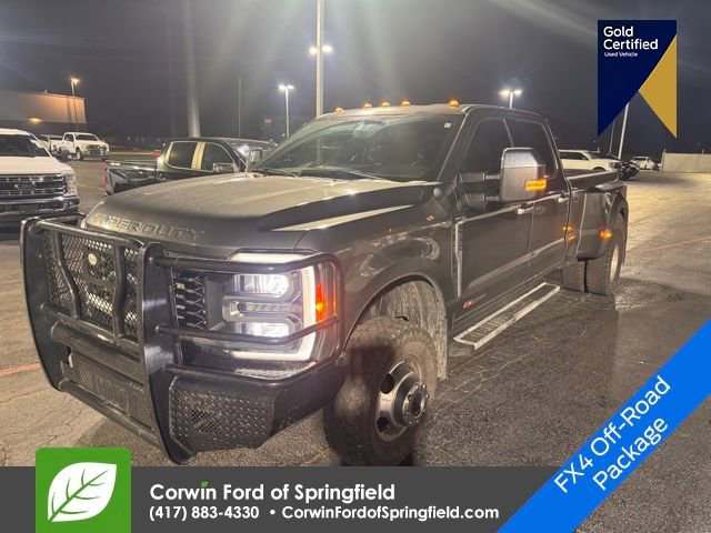 Used 2023 Ford F350 Lariat w/ Chrome Package image 2