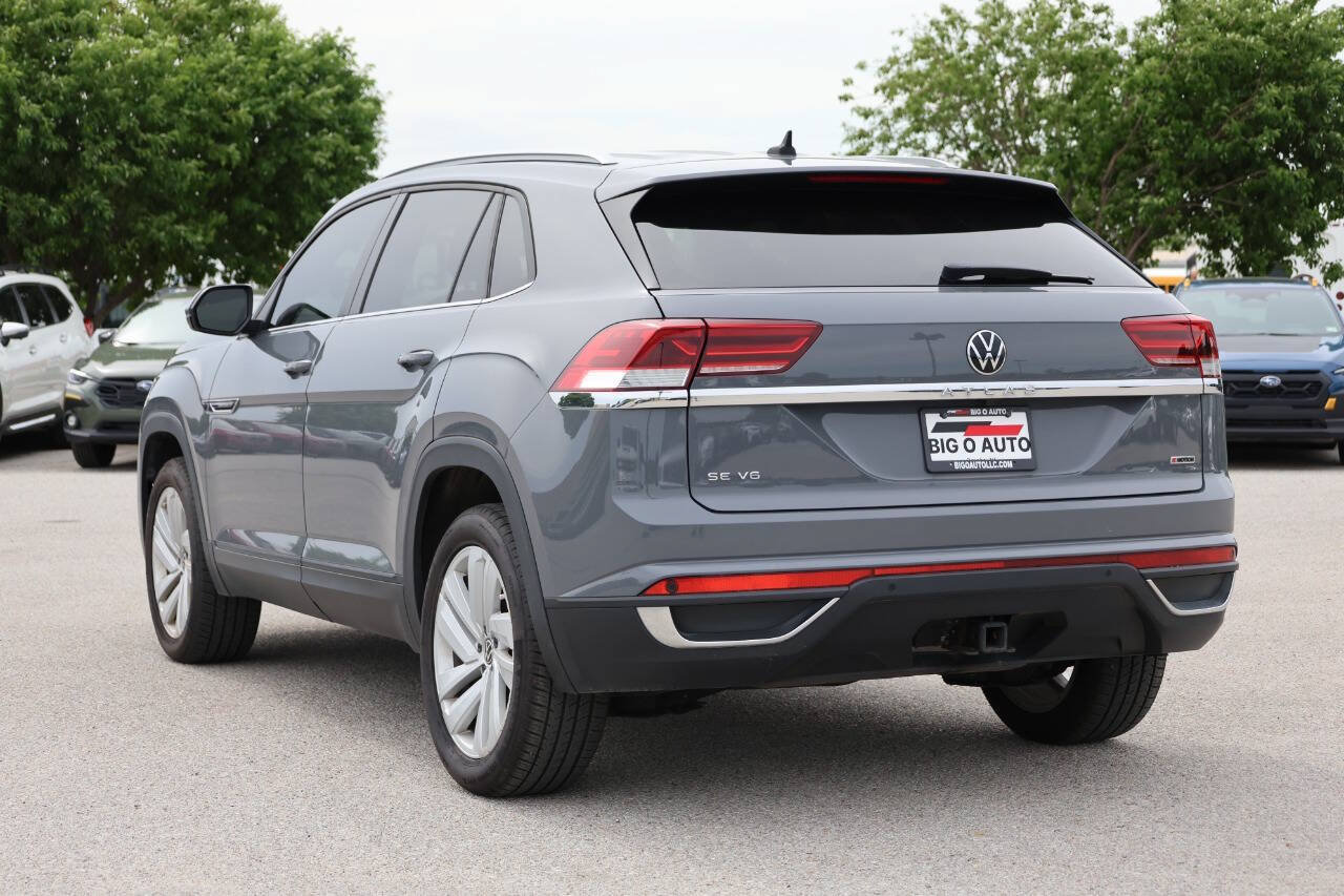 Used 2020 Volkswagen Atlas Cross Sport SE w/ Towing Package AWD/4WD image 11