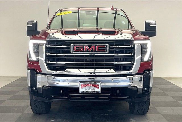 Used 2024 GMC Sierra 2500 SLT w/ SLT Premium Package AWD/4WD image 2