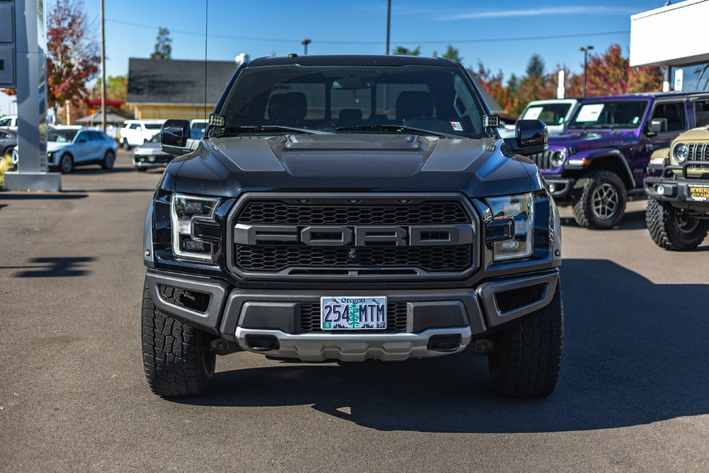 Used 2018 Ford F150 Raptor w/ Equipment Group 802A Luxury AWD/4WD image 5
