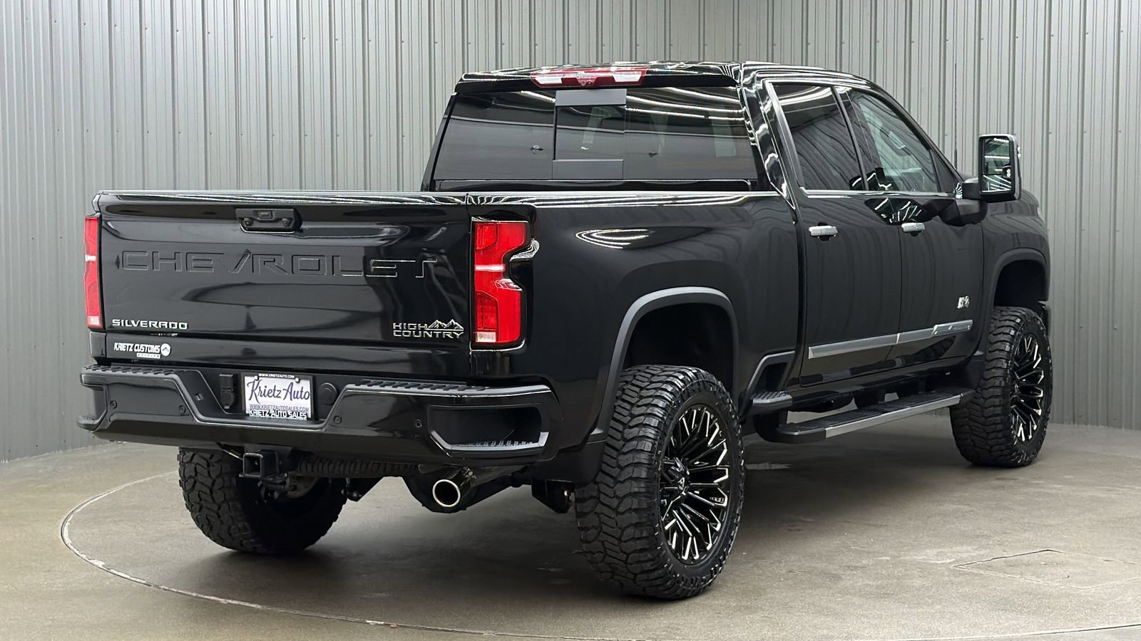Used 2025 Chevrolet Silverado 2500 High Country w/ Technology Package image 5