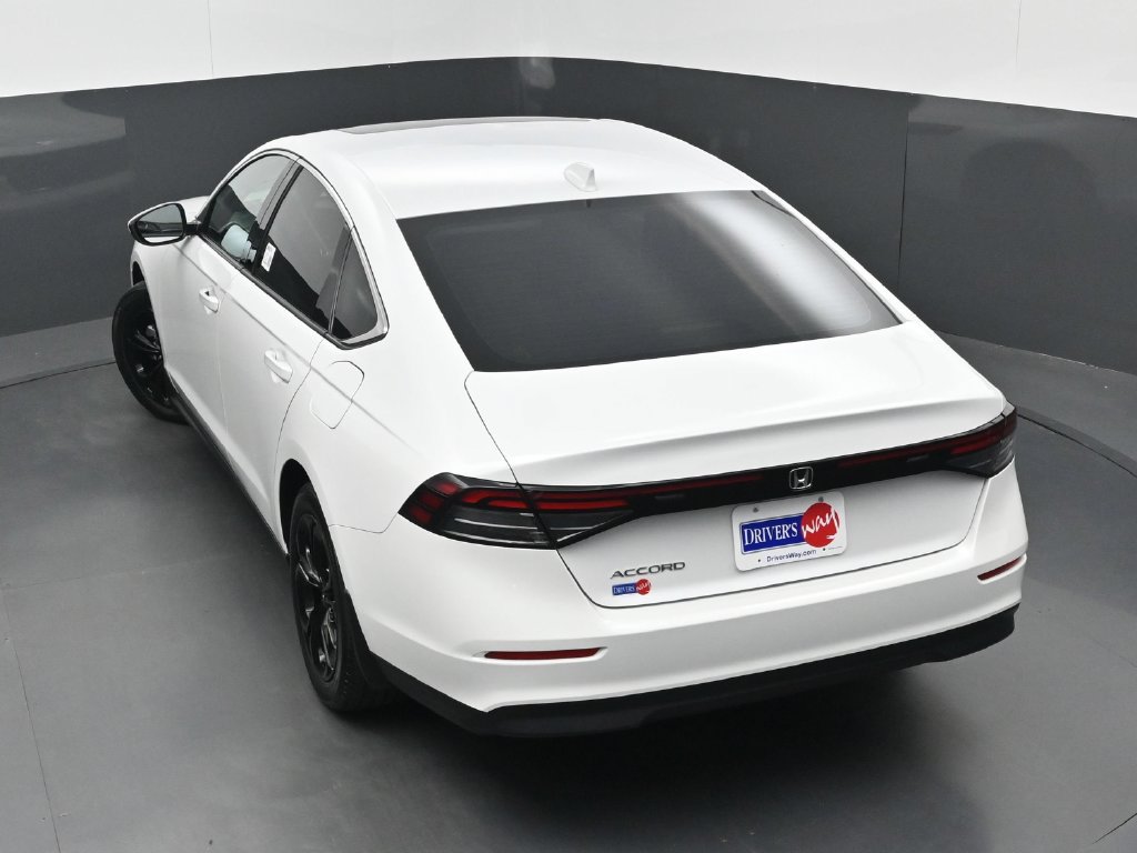 Used 2024 Honda Accord EX image 30