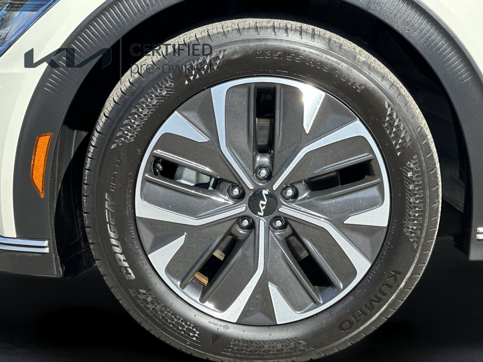Certified 2024 Kia EV6 Light RWD image 27