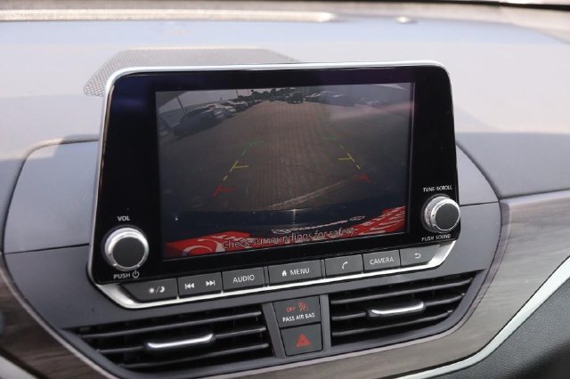 Certified 2025 Nissan Altima 2.5 SV FWD image 17