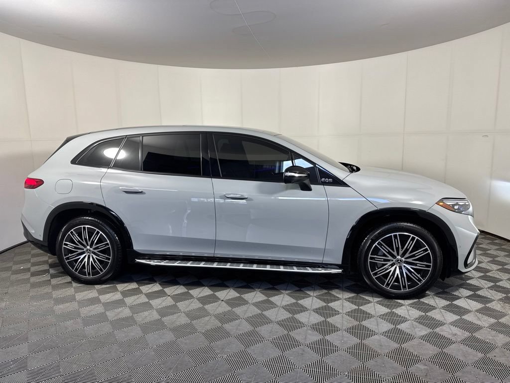 Certified 2023 Mercedes-Benz EQS 580 4MATIC SUV image 6