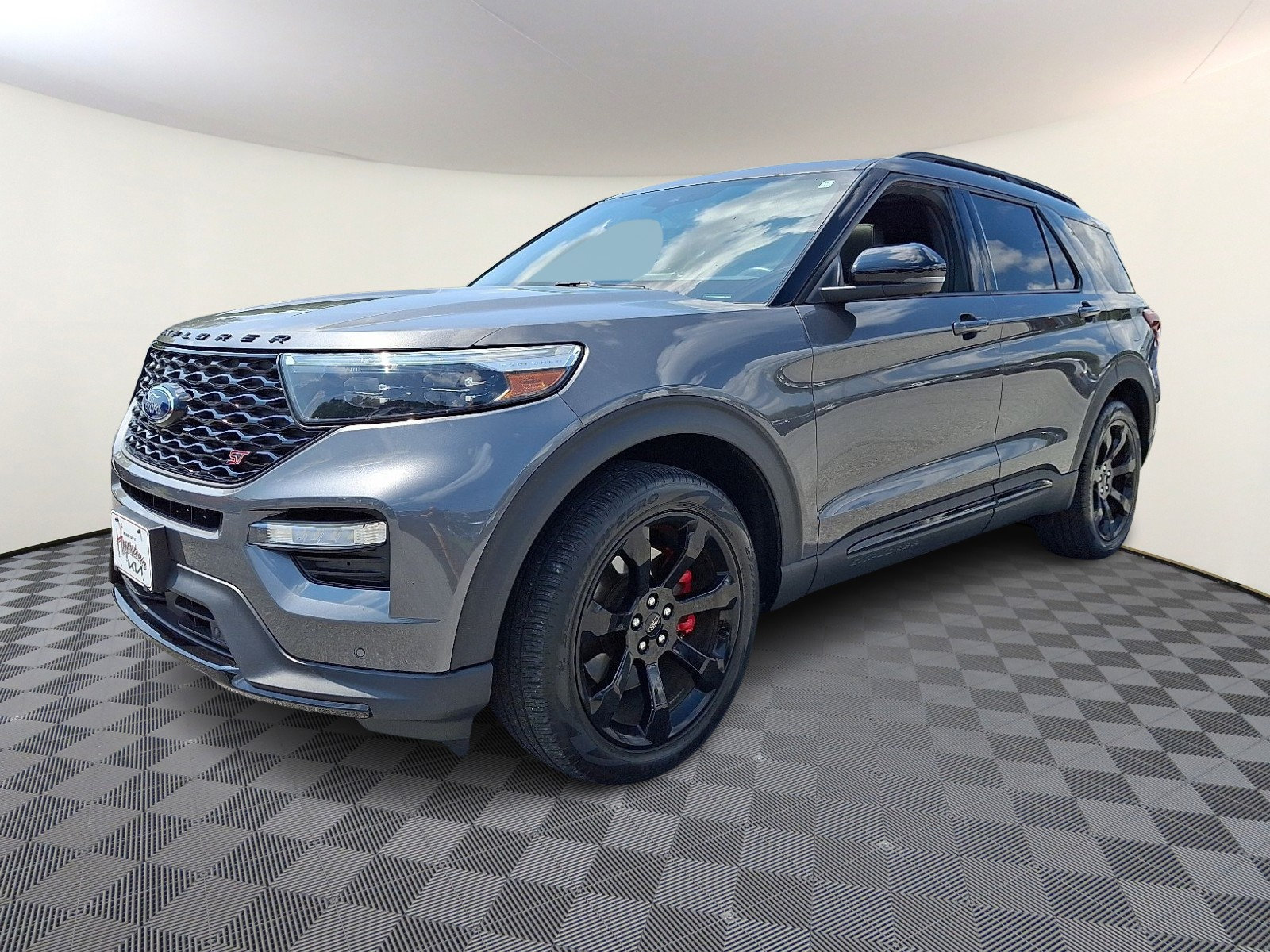 Used 2023 Ford Explorer ST w/ Equipment Group 401A AWD/4WD image 3
