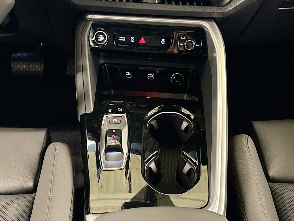 New 2025 Audi Q5 2.0T Premium Plus image 13