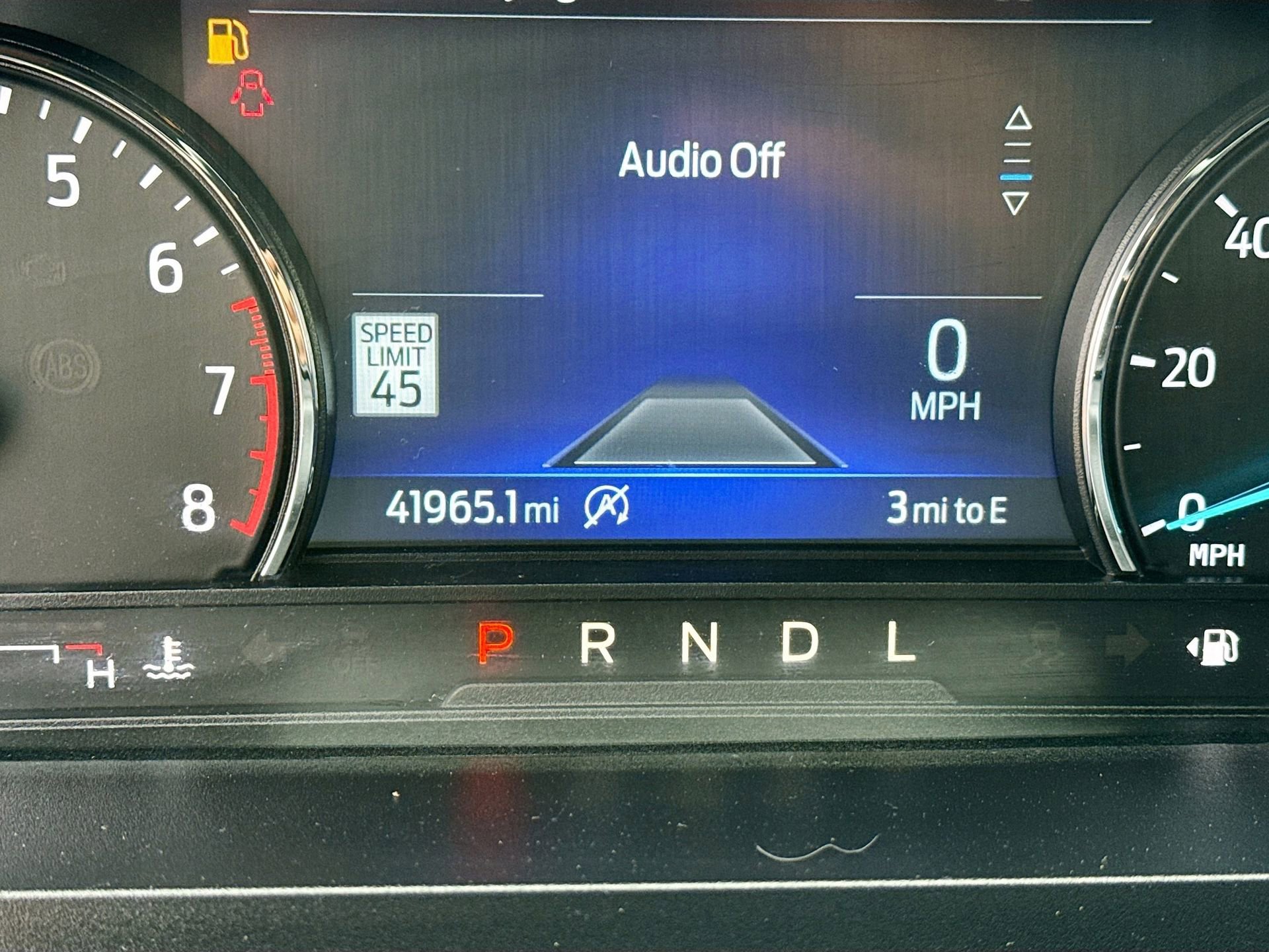 Used 2023 Ford Explorer ST-Line w/ Class IV Trailer Tow Package image 14