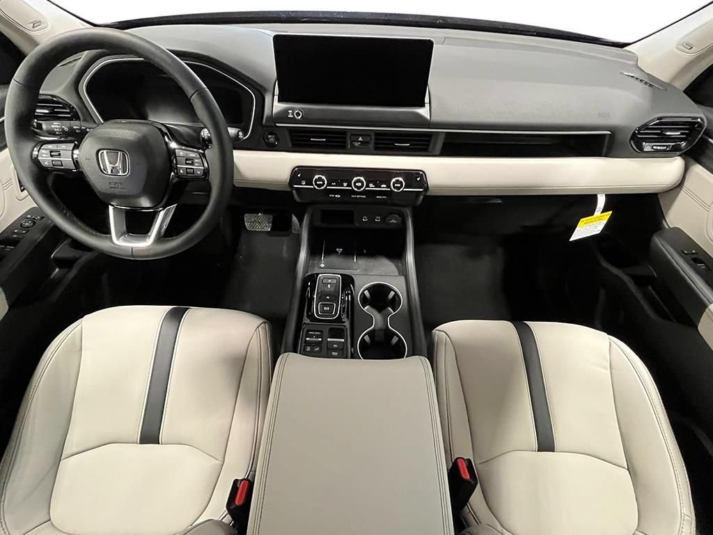 New 2026 Honda Pilot Touring image 25