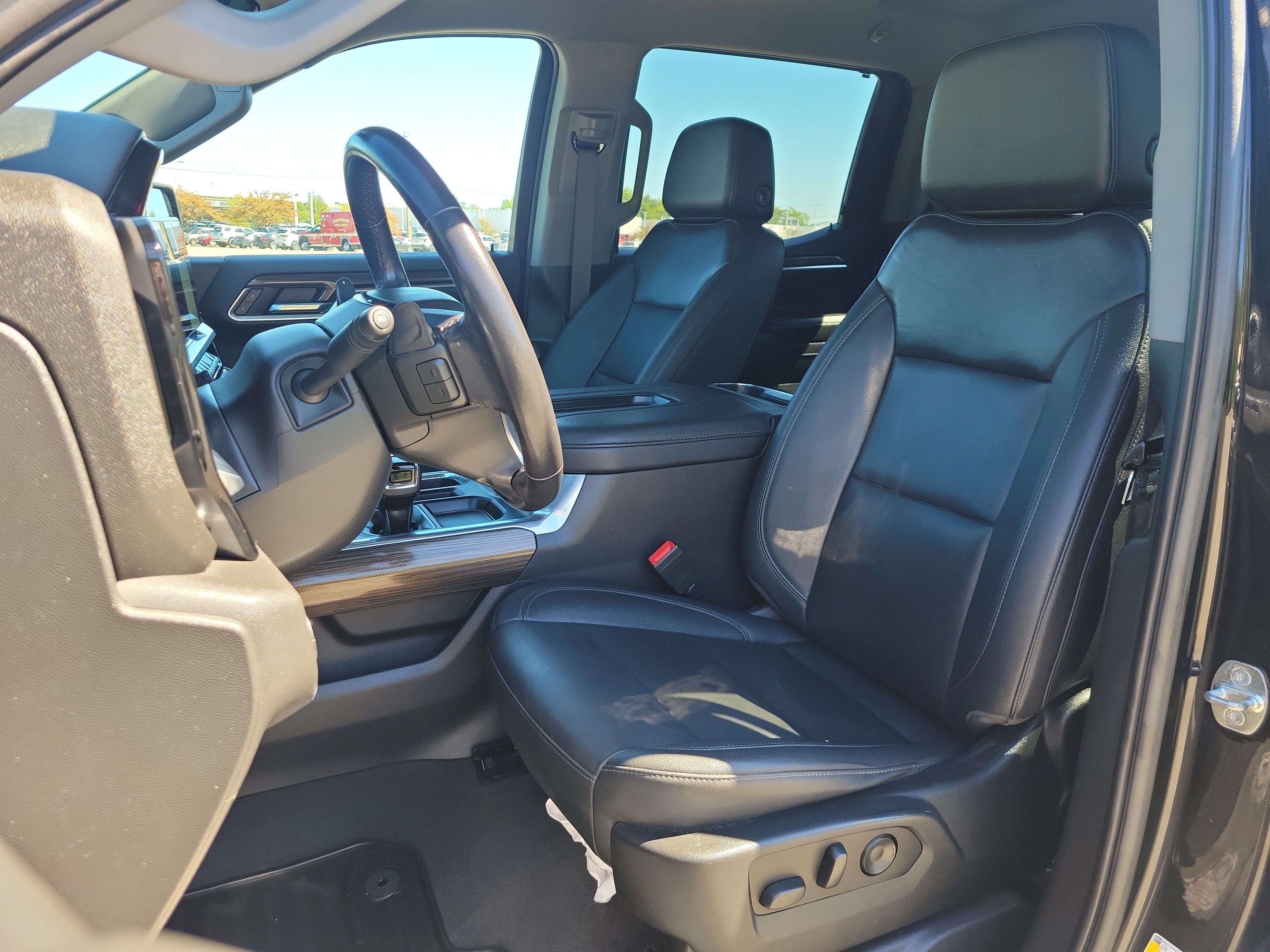 Used 2022 Chevrolet Silverado 1500 RST w/ Convenience Package II AWD/4WD image 14