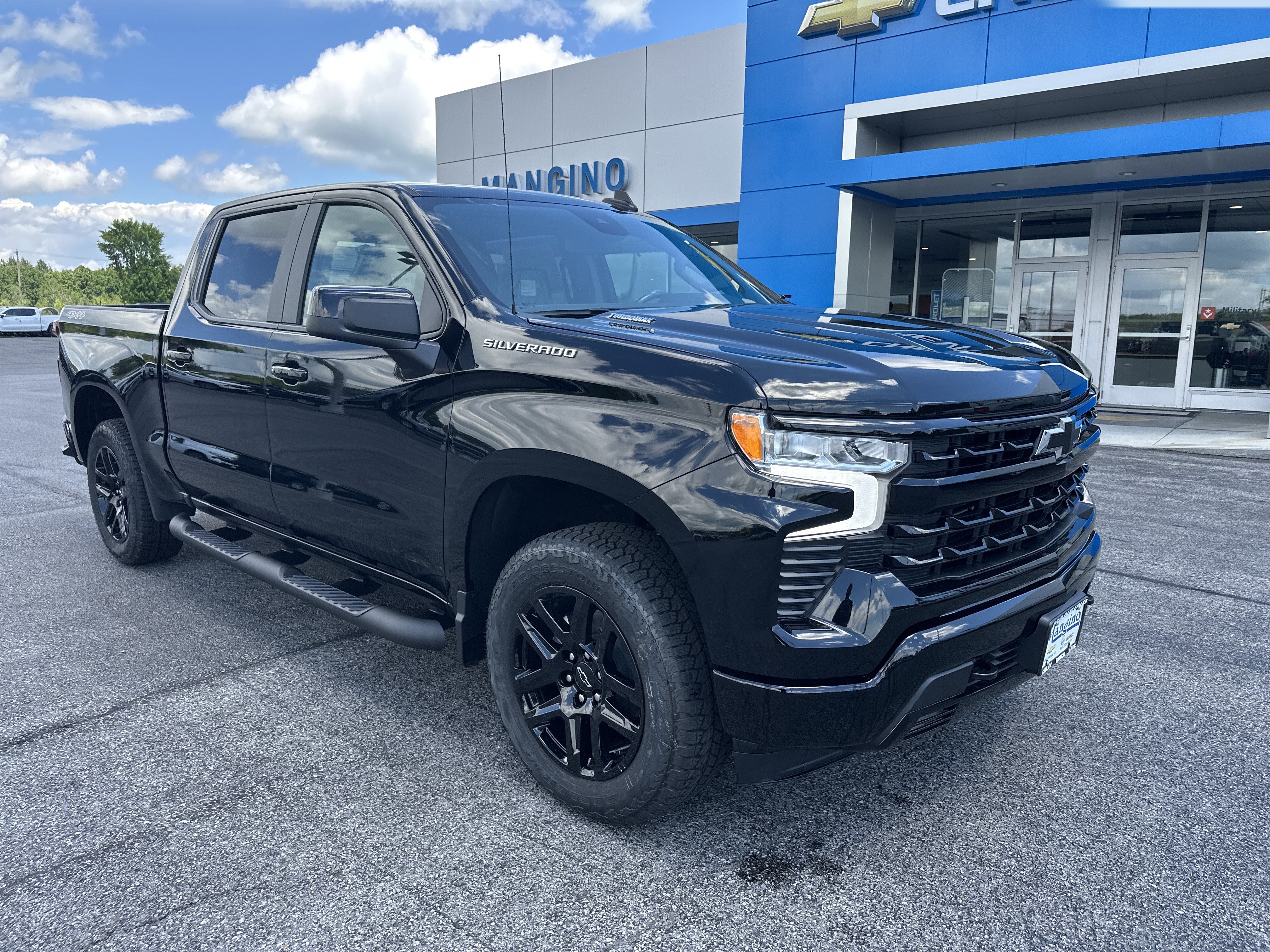New 2026 Chevrolet Silverado 1500 RST w/ RST Select Package AWD/4WD image 2
