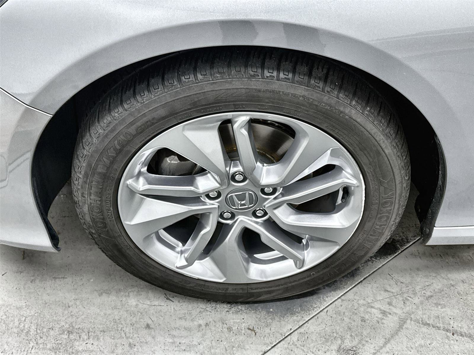 Used 2019 Honda Accord LX image 10