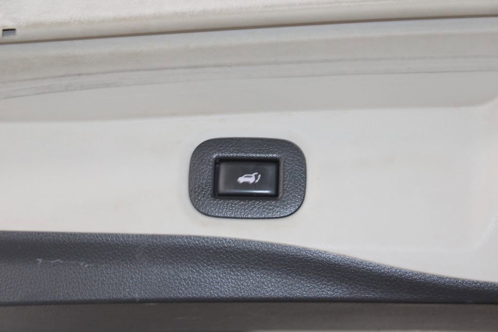 Used 2020 Nissan Rogue SV AWD/4WD image 14