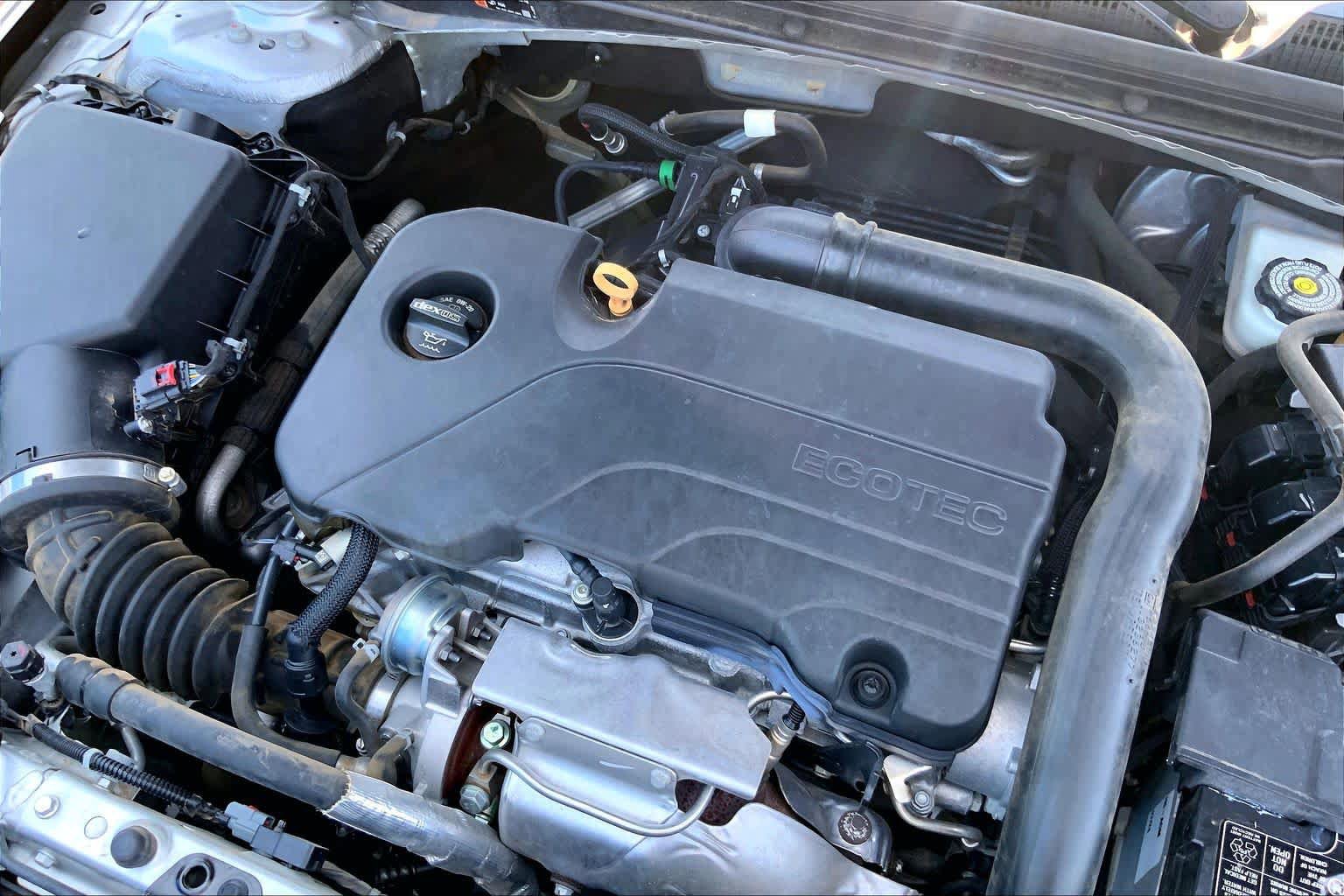 Used 2020 Chevrolet Malibu LT FWD image 33