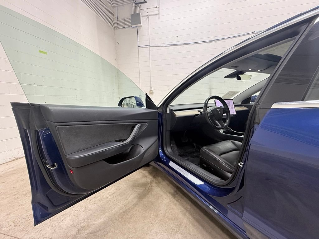 Used 2019 Tesla Model 3 Standard Range Plus RWD image 22