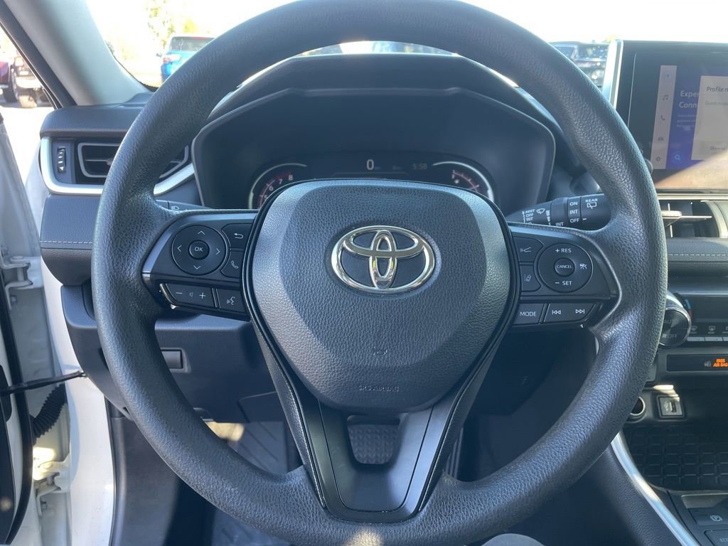 Used 2023 Toyota RAV4 XLE image 21