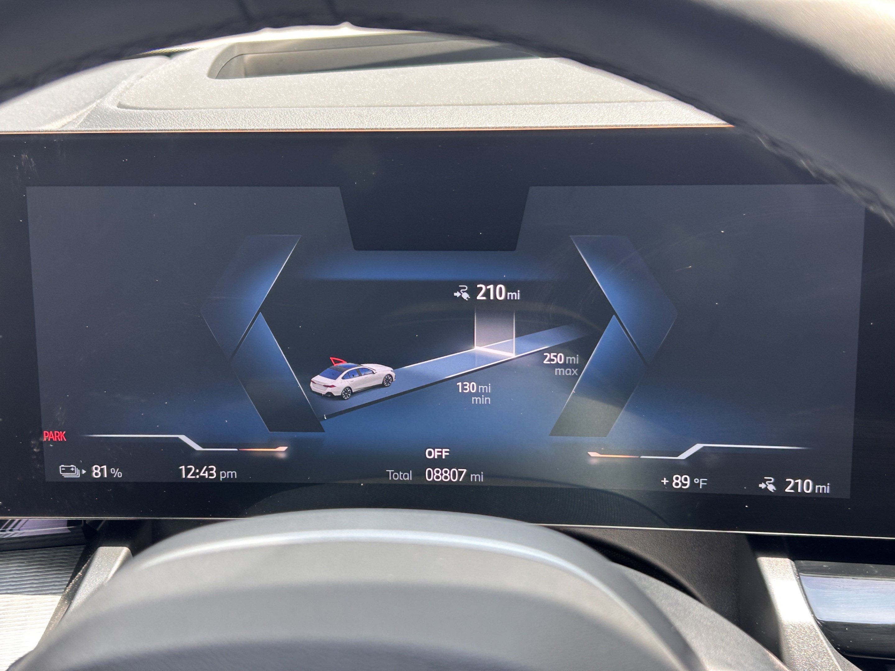 Used 2024 BMW i5 eDrive40i w/ M Sport Package RWD image 13