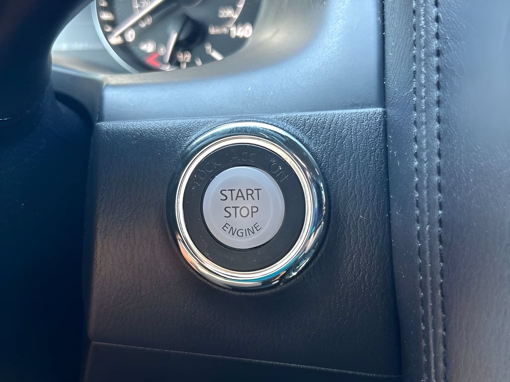 Used 2023 Nissan Armada SL w/ Midnight Edition Package RWD image 23
