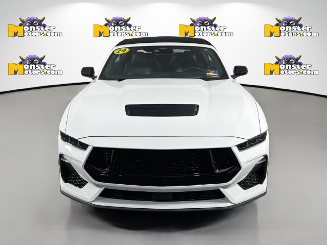 Used 2024 Ford Mustang GT Premium RWD image 2