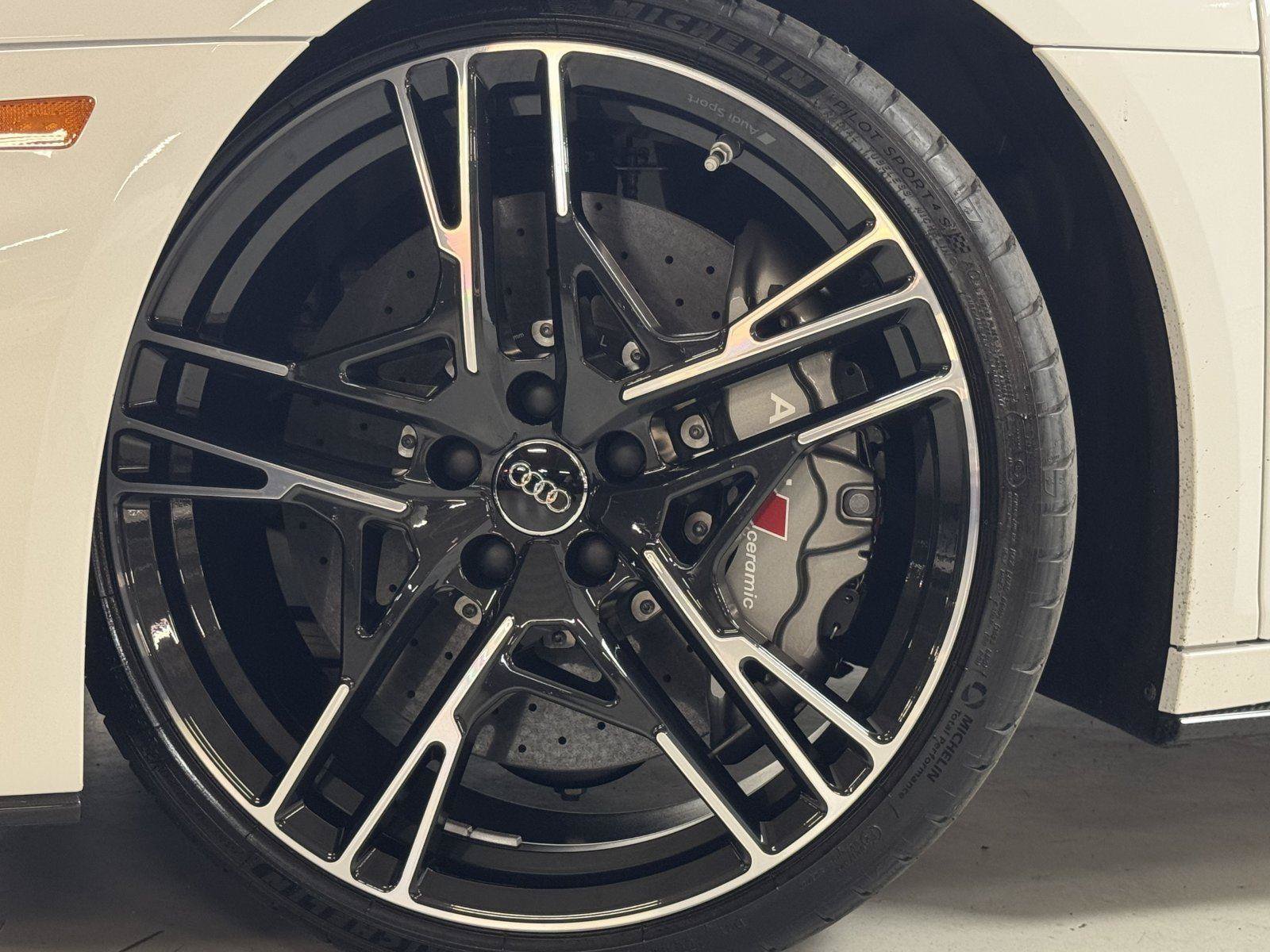 Used 2020 Audi R8 V10 performance AWD/4WD image 27