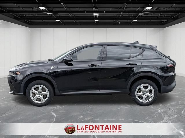 Used 2023 Dodge Hornet GT w/ Cold Weather Group AWD/4WD image 2