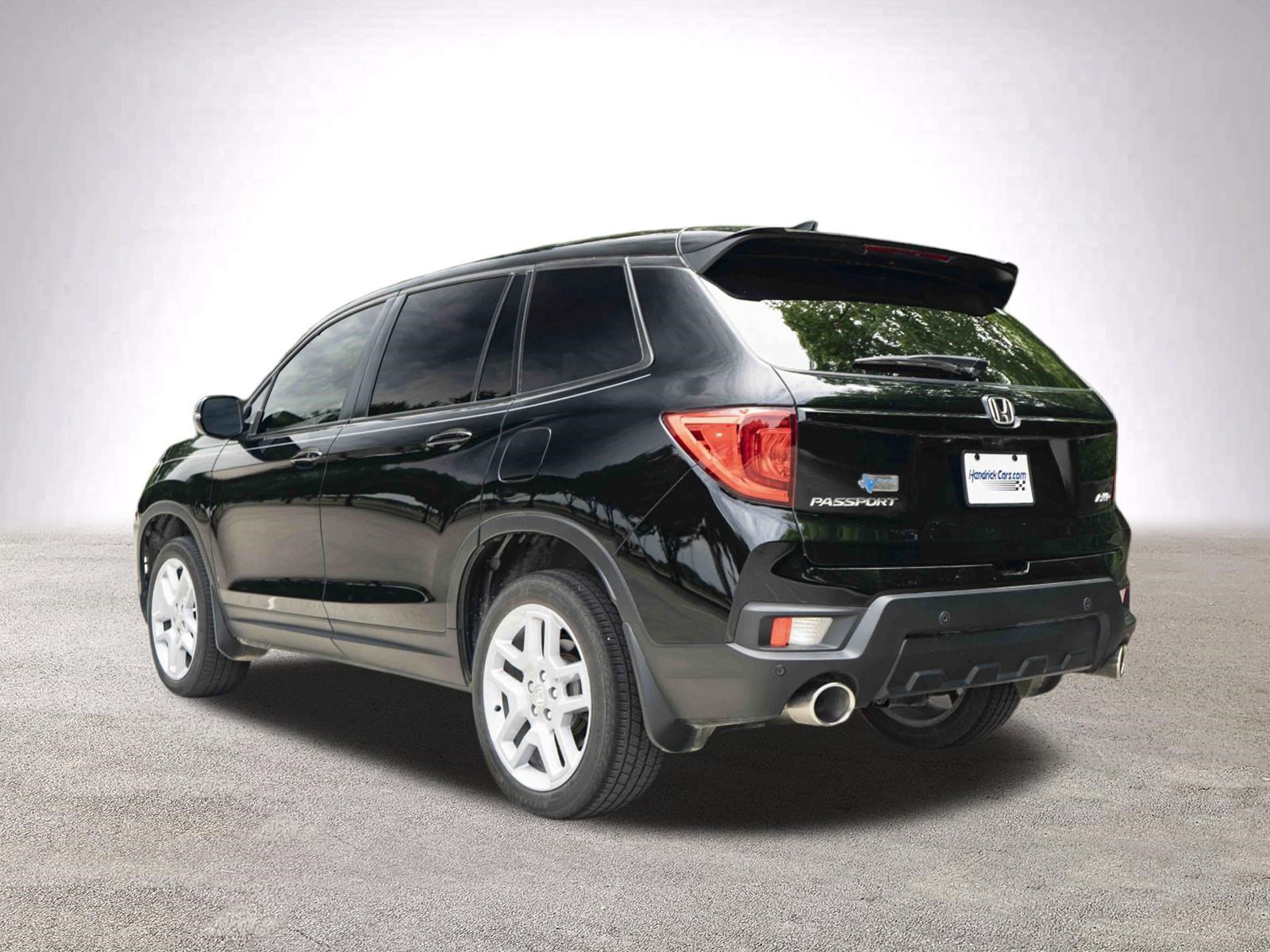 Used 2025 Honda Passport EX-L image 7