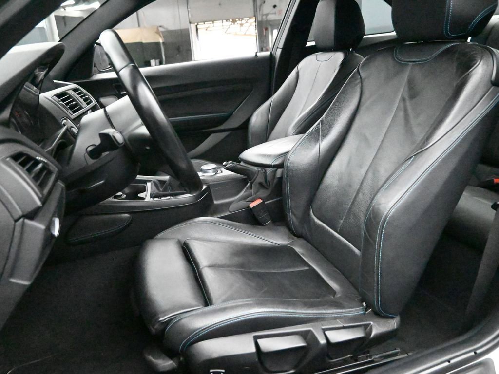 Used 2017 BMW M2 RWD image 25