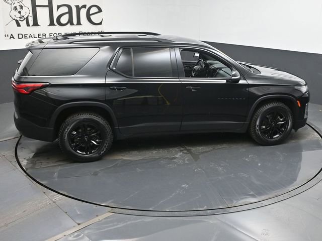 Used 2023 Chevrolet Traverse LT image 39